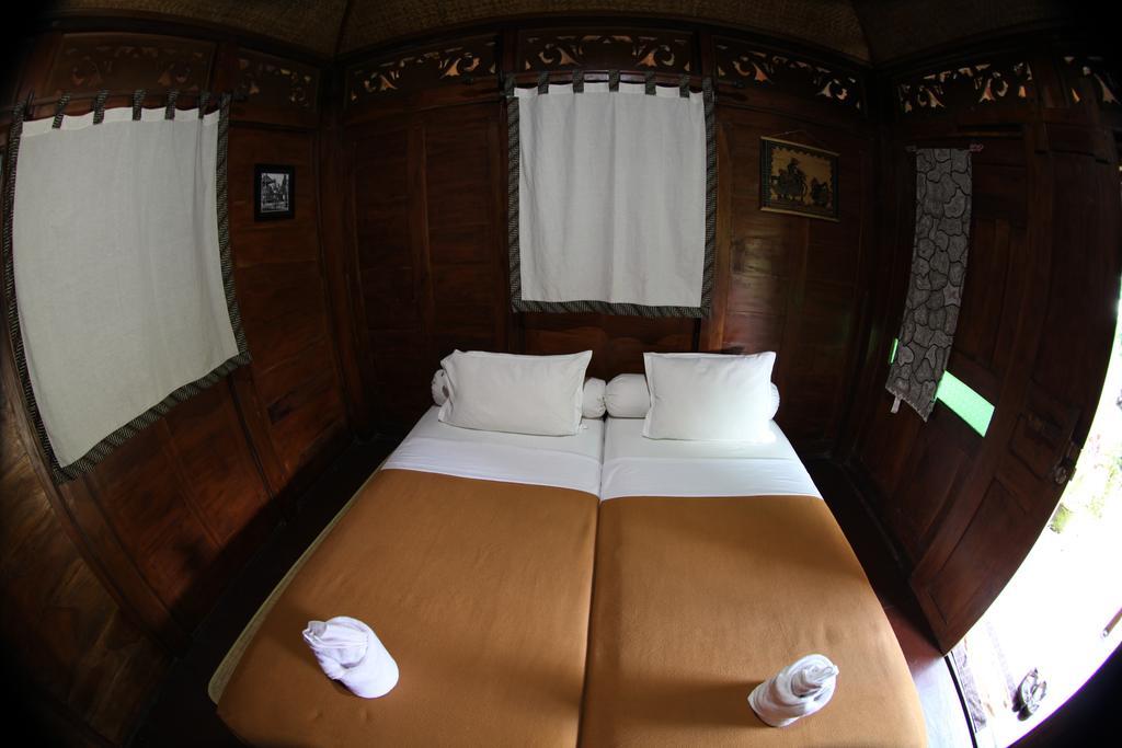 Omah Garengpoeng Guest House Magelang Chambre photo