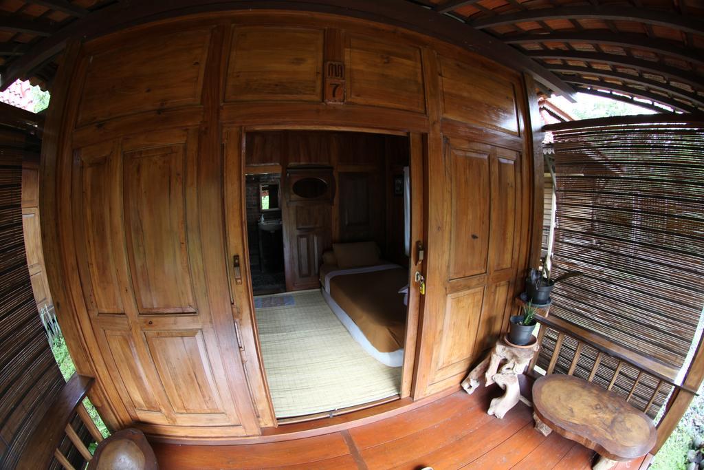 Omah Garengpoeng Guest House Magelang Chambre photo