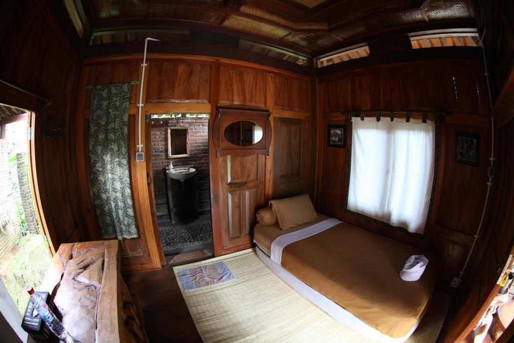 Omah Garengpoeng Guest House Magelang Chambre photo